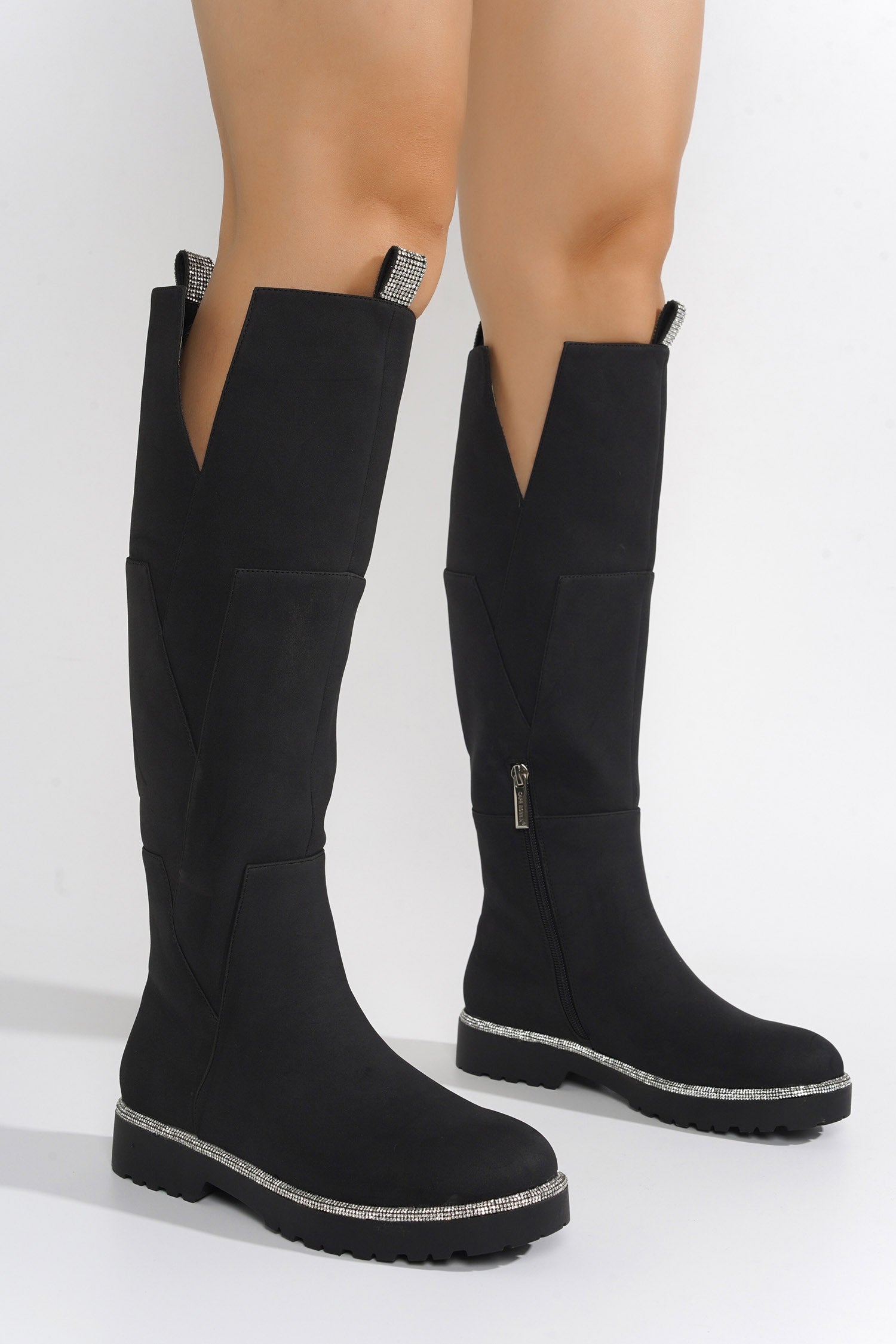 ALDEA - BLACK - Cape Robbin