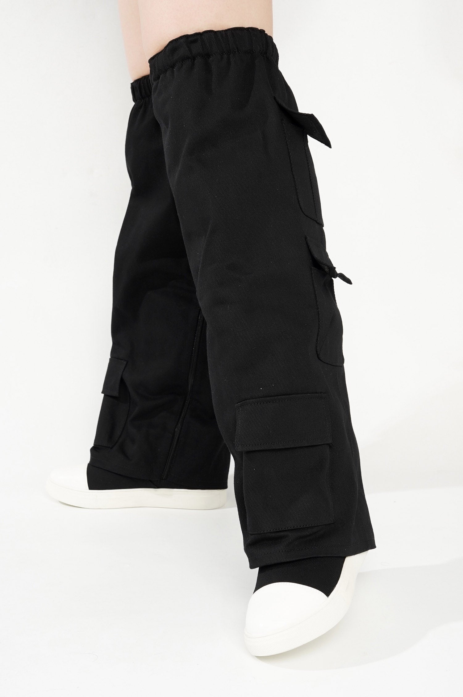 ASHLEIGH - BLACK - Cape Robbin