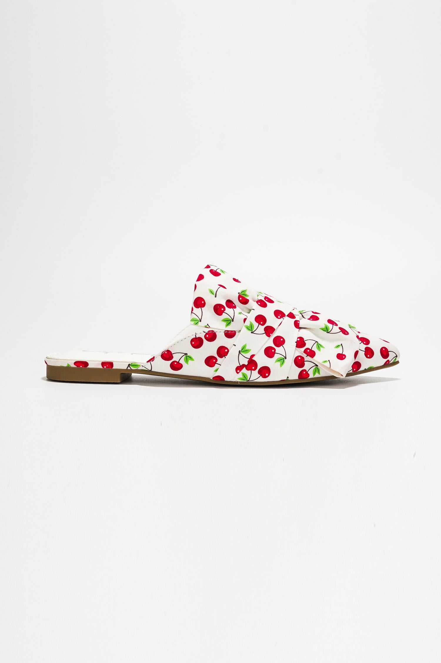 CAROLYN - WHITE - Cape Robbin