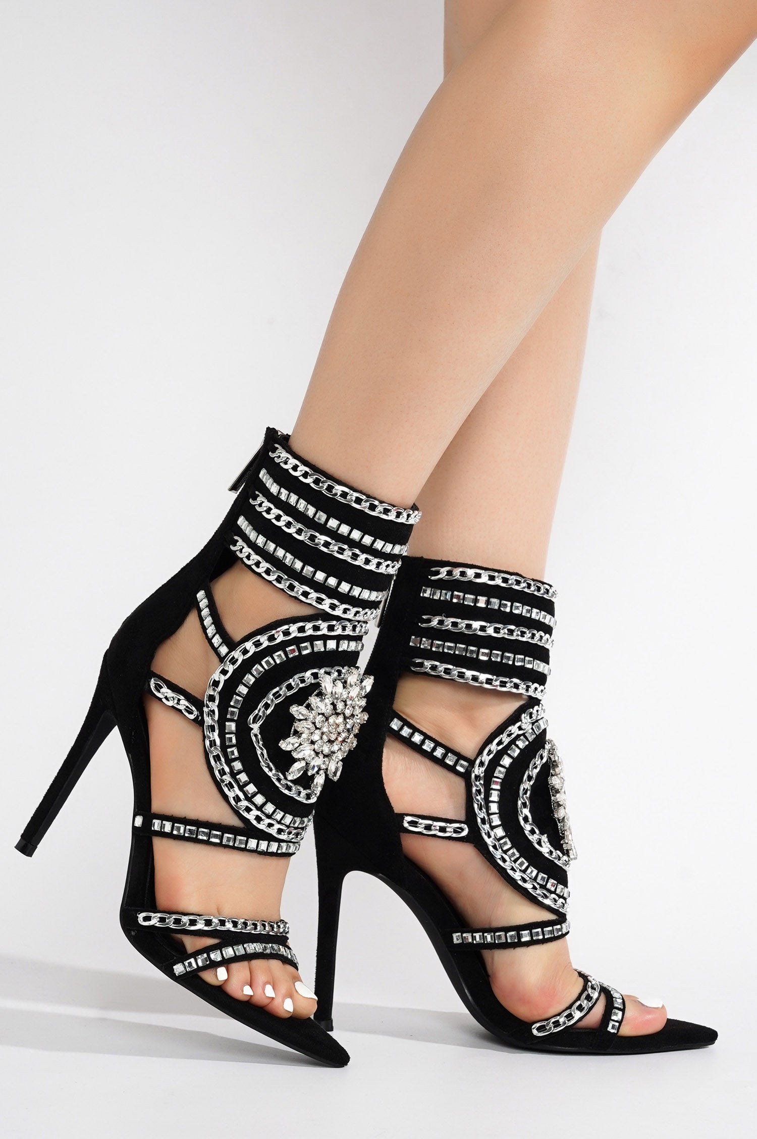 CLARYSALYN - BLACK - Cape Robbin