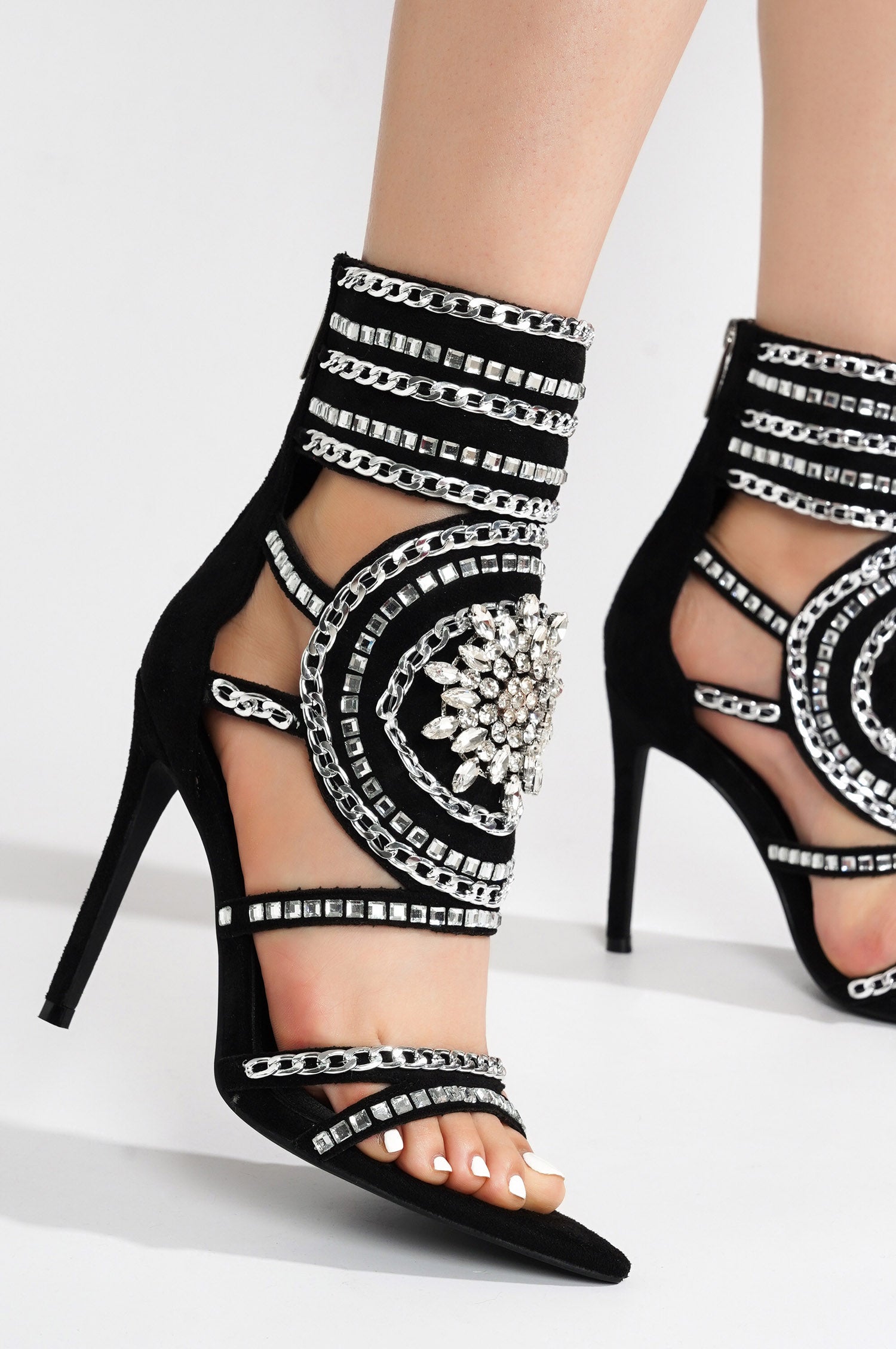 CLARYSALYN - BLACK - Cape Robbin