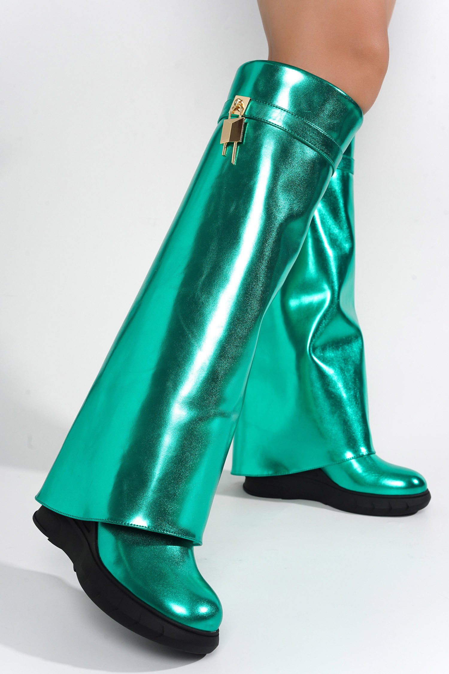 DARIN - GREEN - Cape Robbin