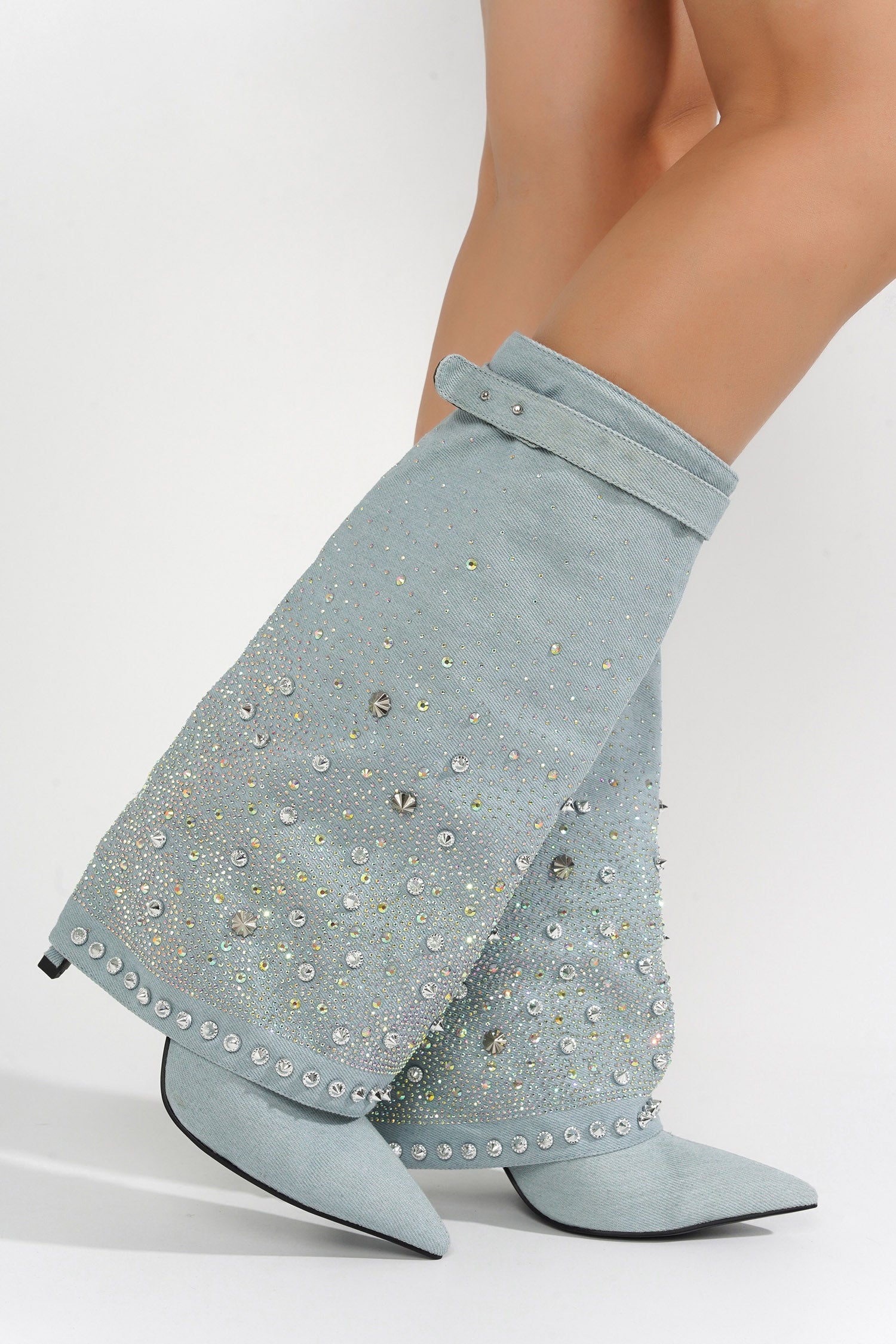 GUMAN - SILVER - Cape Robbin