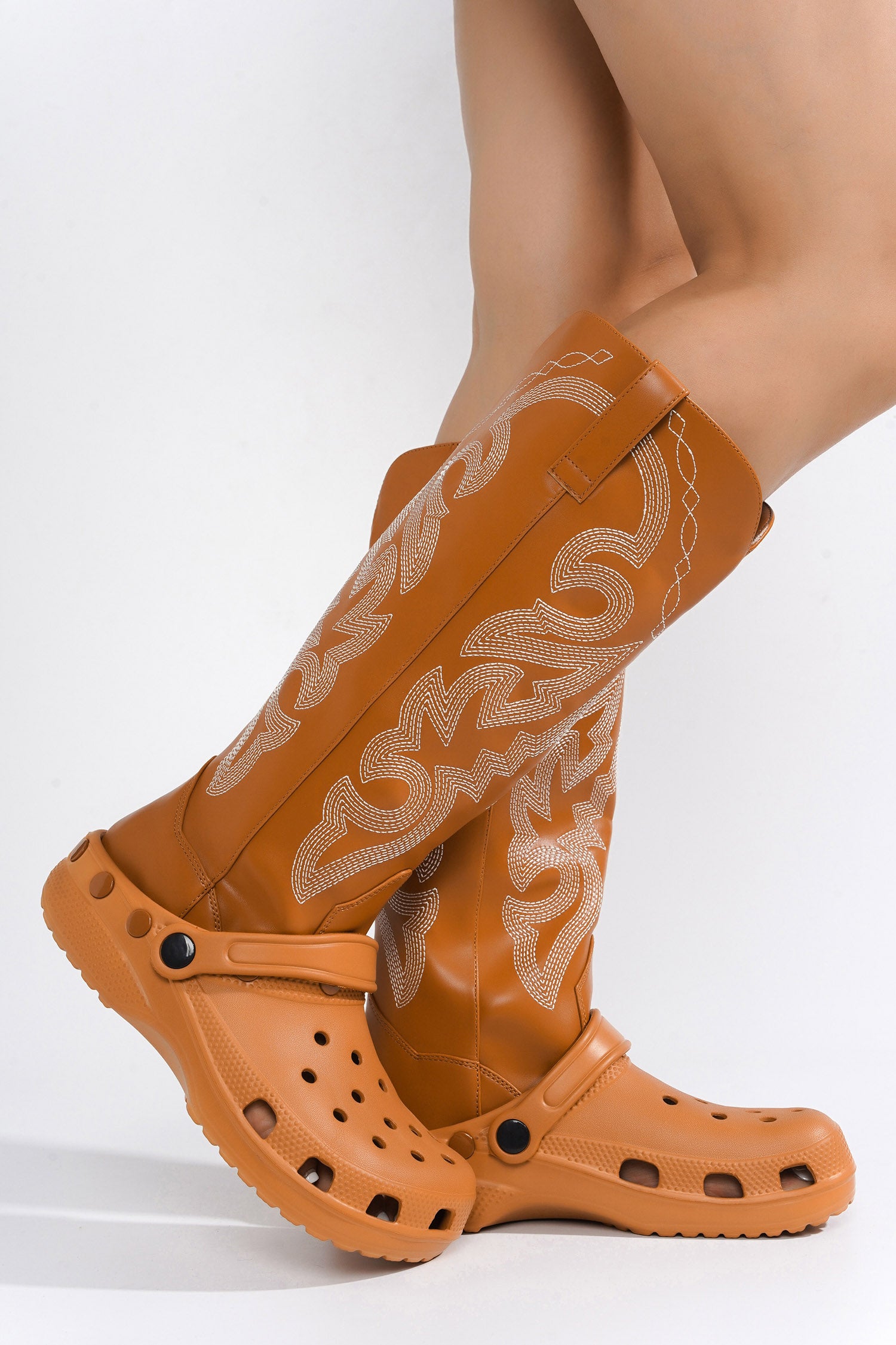 HARIA - TAN - Cape Robbin