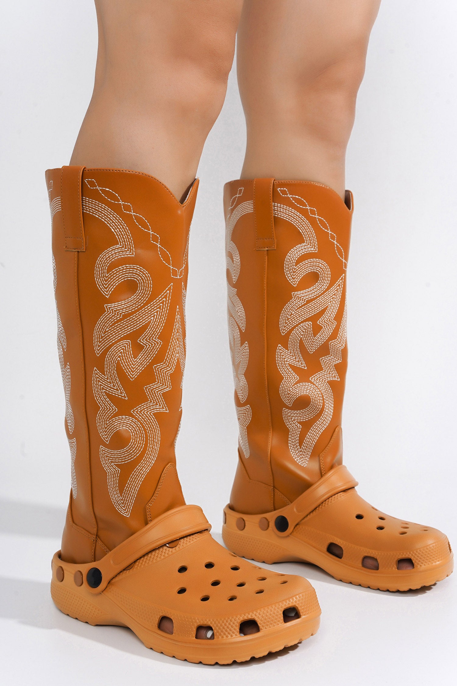 HARIA - TAN - Cape Robbin