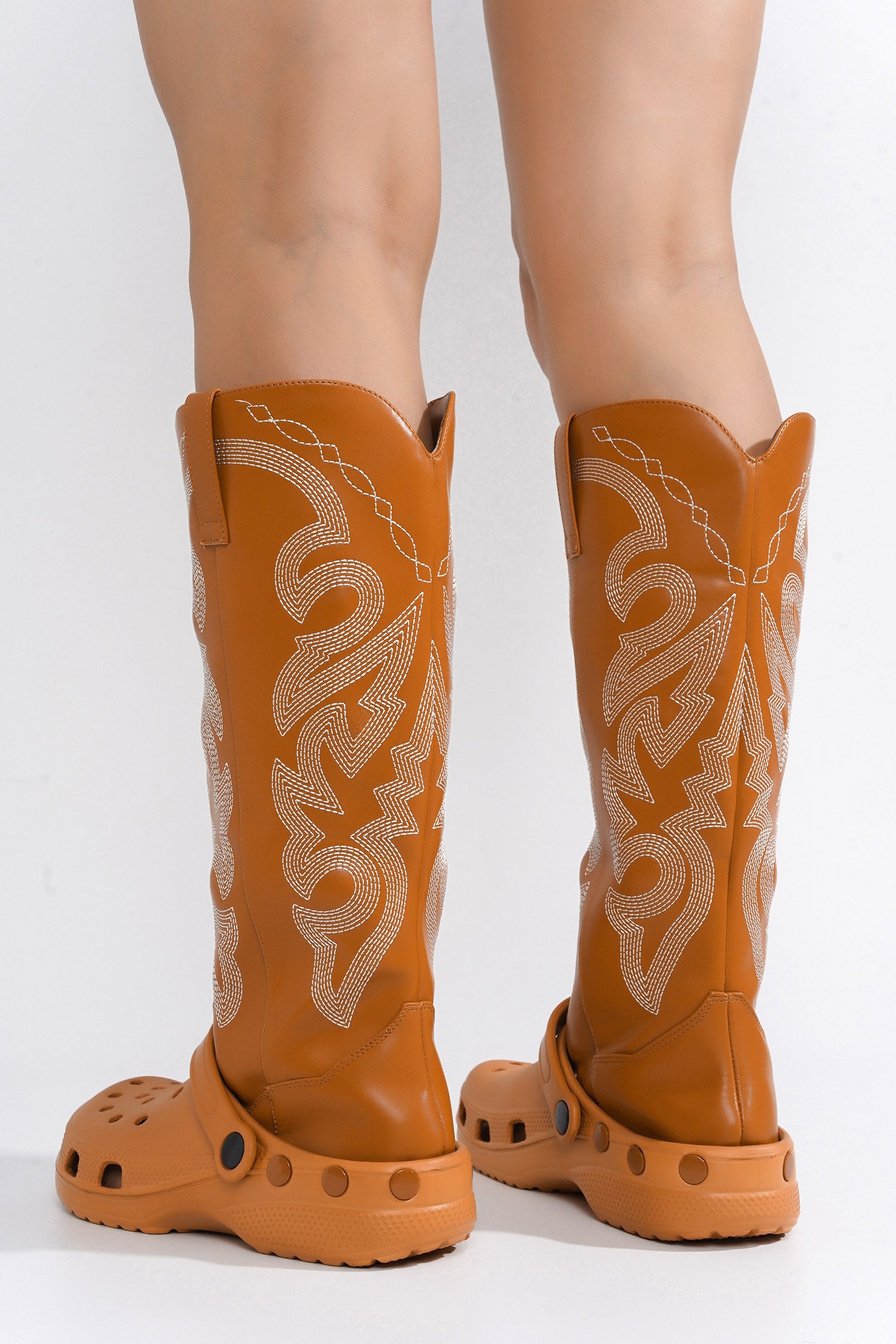 HARIA - TAN - Cape Robbin