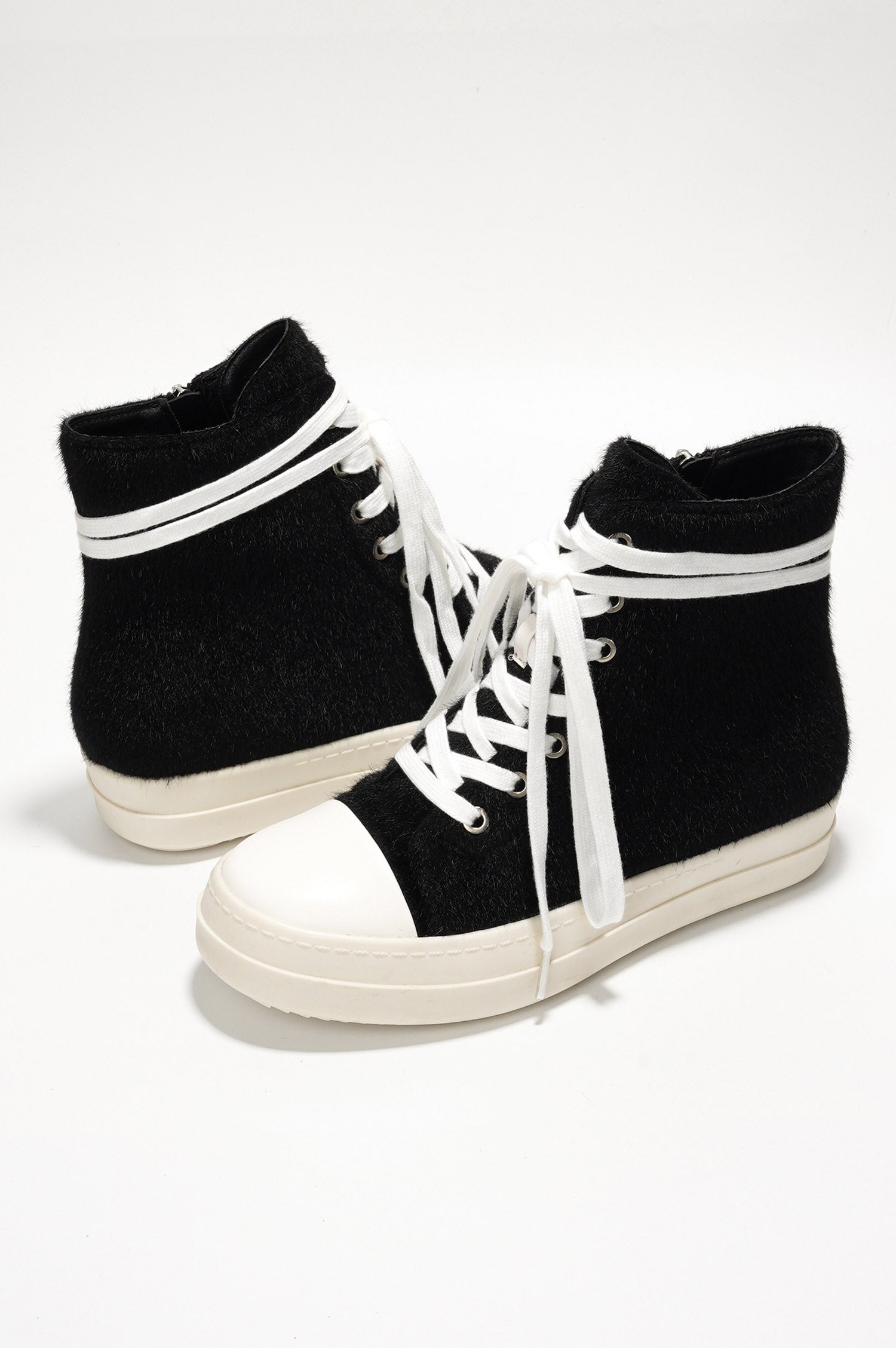 INESITA - BLACK - Cape Robbin