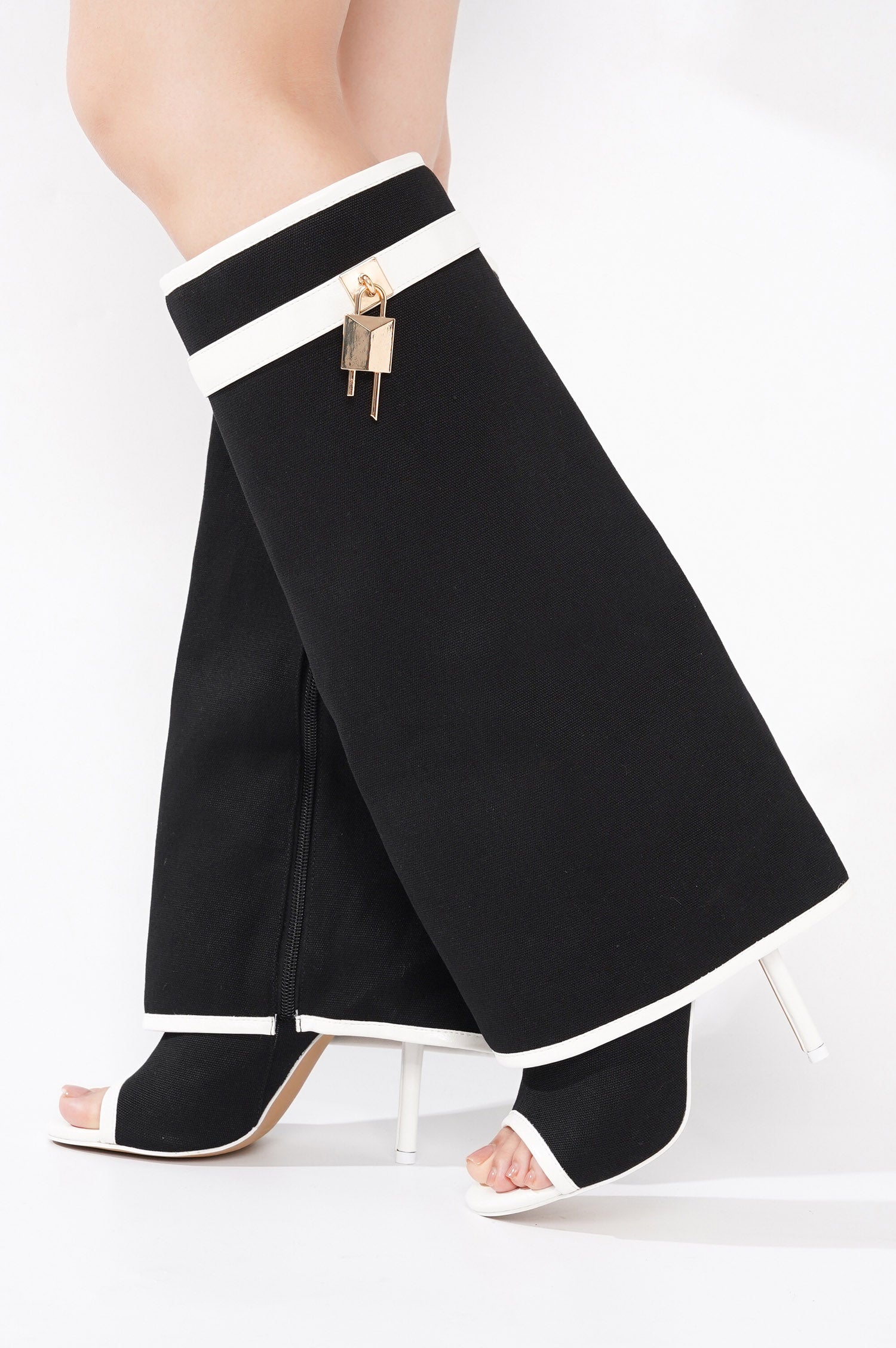 KATRINKA - BLACK - Cape Robbin