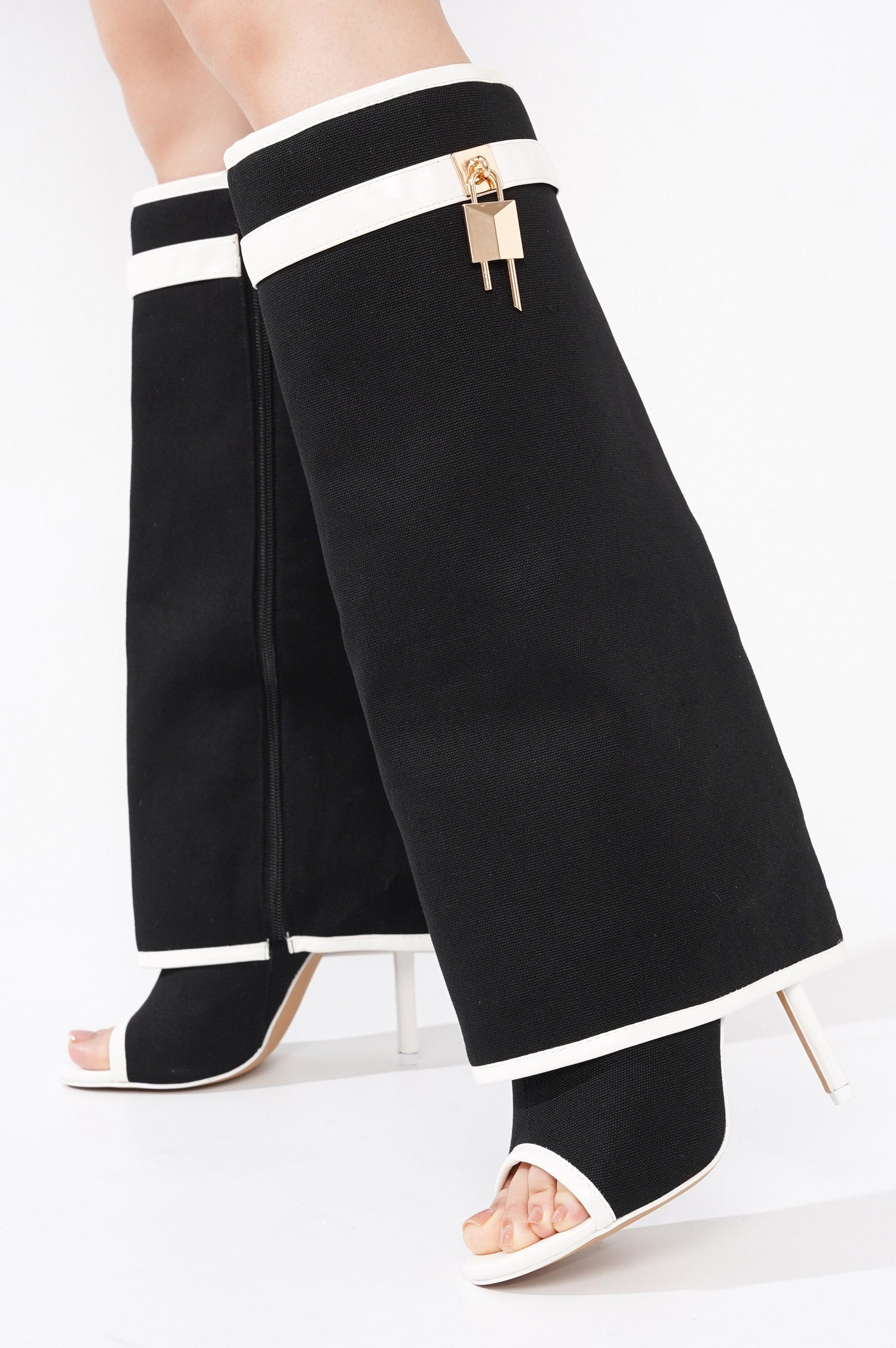 KATRINKA - BLACK - Cape Robbin