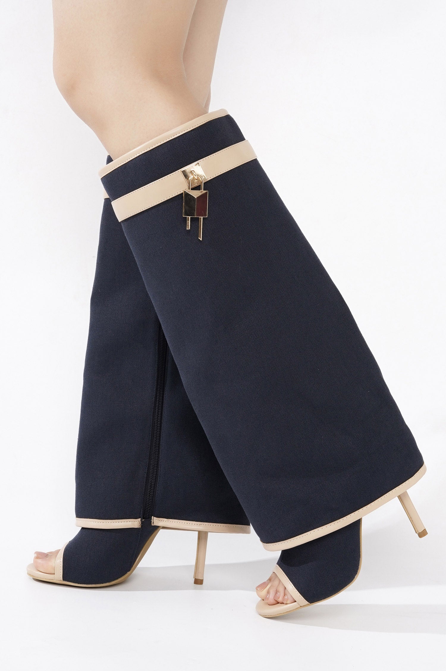 KATRINKA - NAVY - Cape Robbin