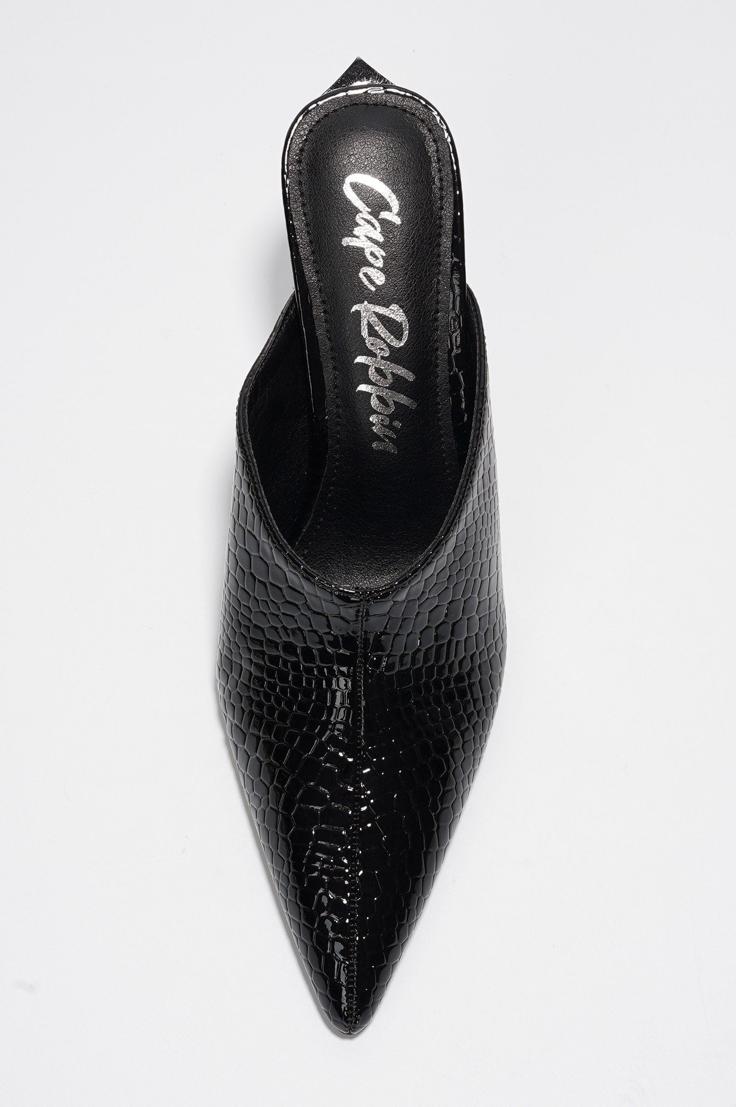 LAMB - BLACK - Cape Robbin