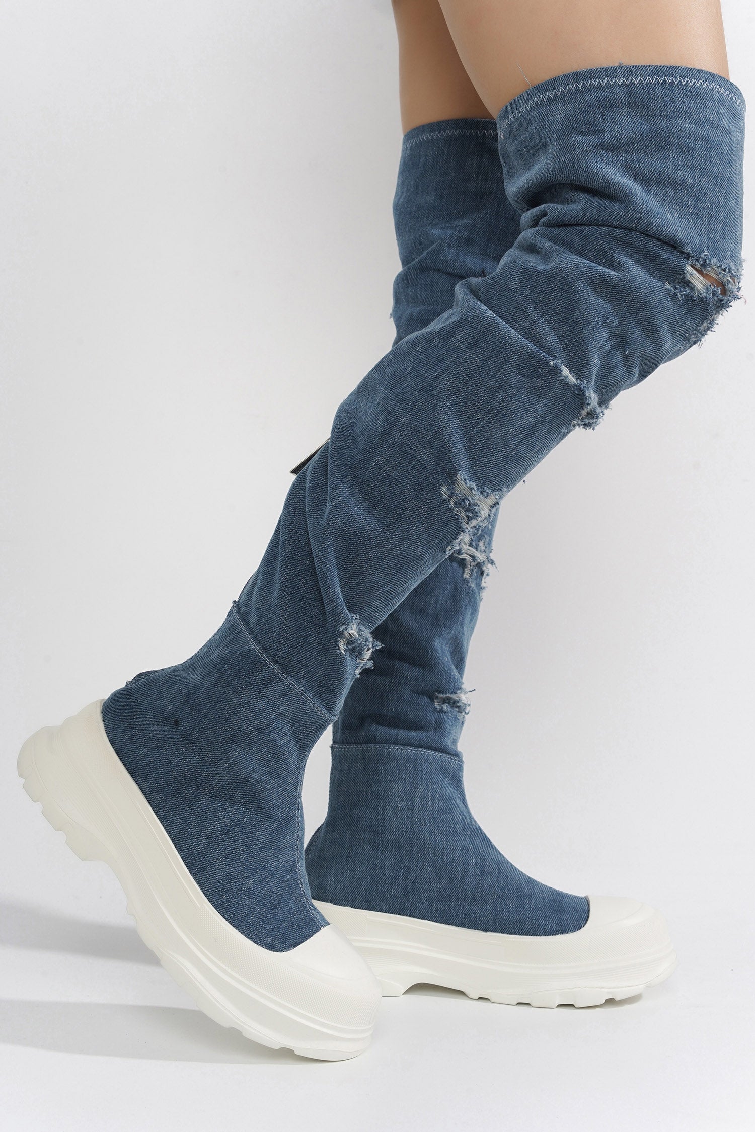 Looks Chunky Sole Thigh High Denim Sneakers - Denim