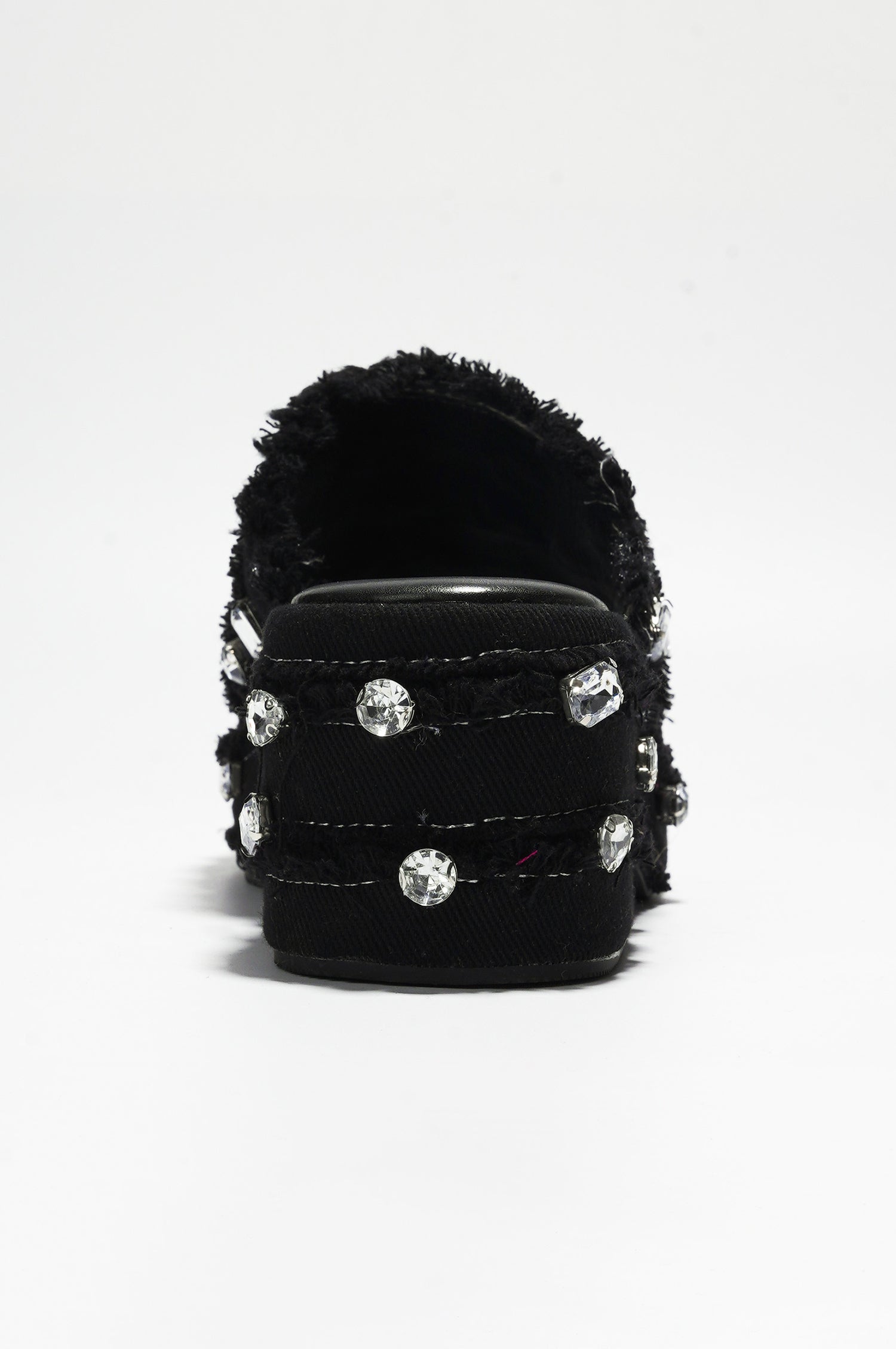 MAGNOLLIA - BLACK - Cape Robbin