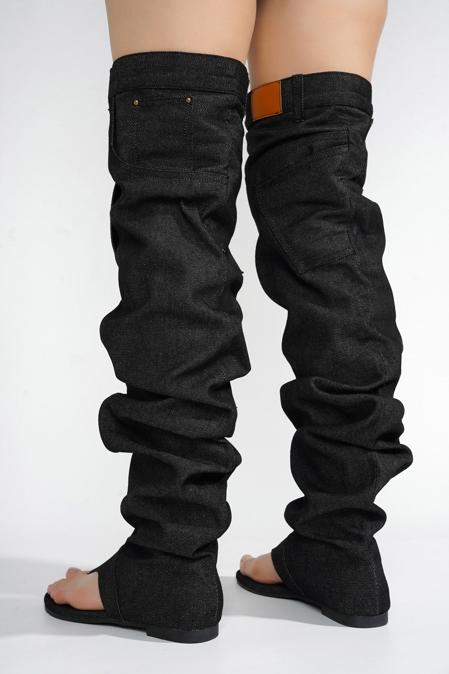 MALYNDA - BLACK - Cape Robbin