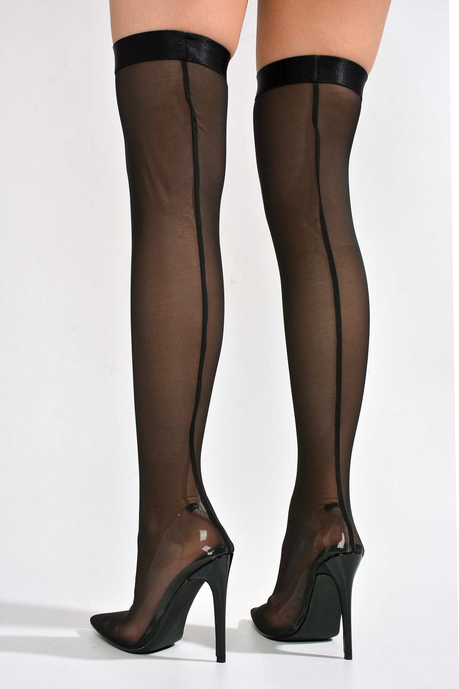 MANAMA - BLACK - Cape Robbin