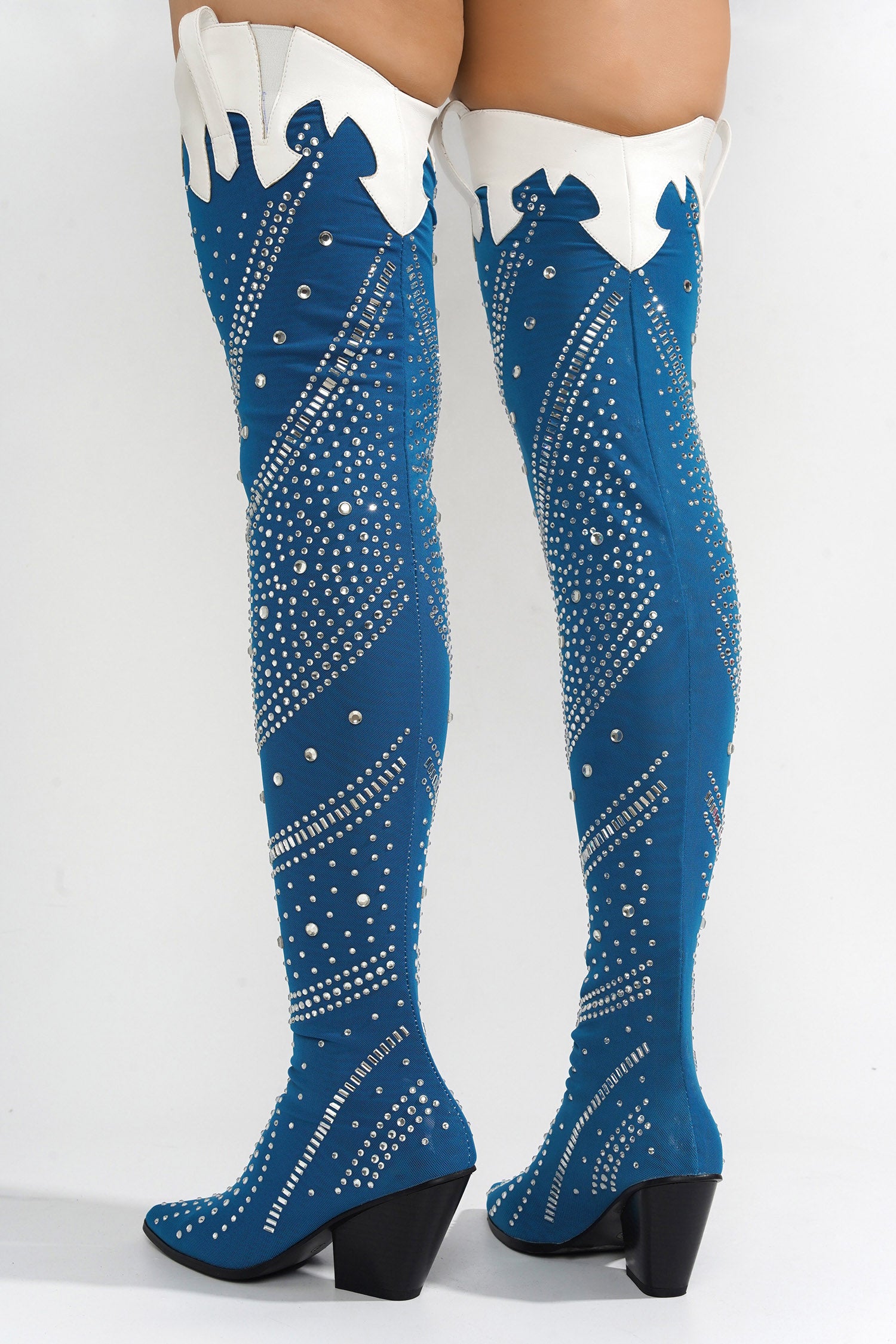 MODIM - DENIM - Cape Robbin