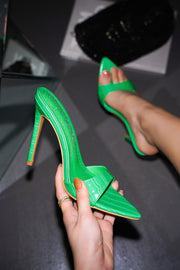 HOLLY - GREEN - Cape Robbin