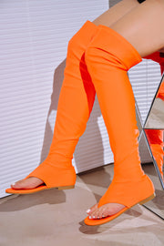 VIJAYA - ORANGE - Cape Robbin