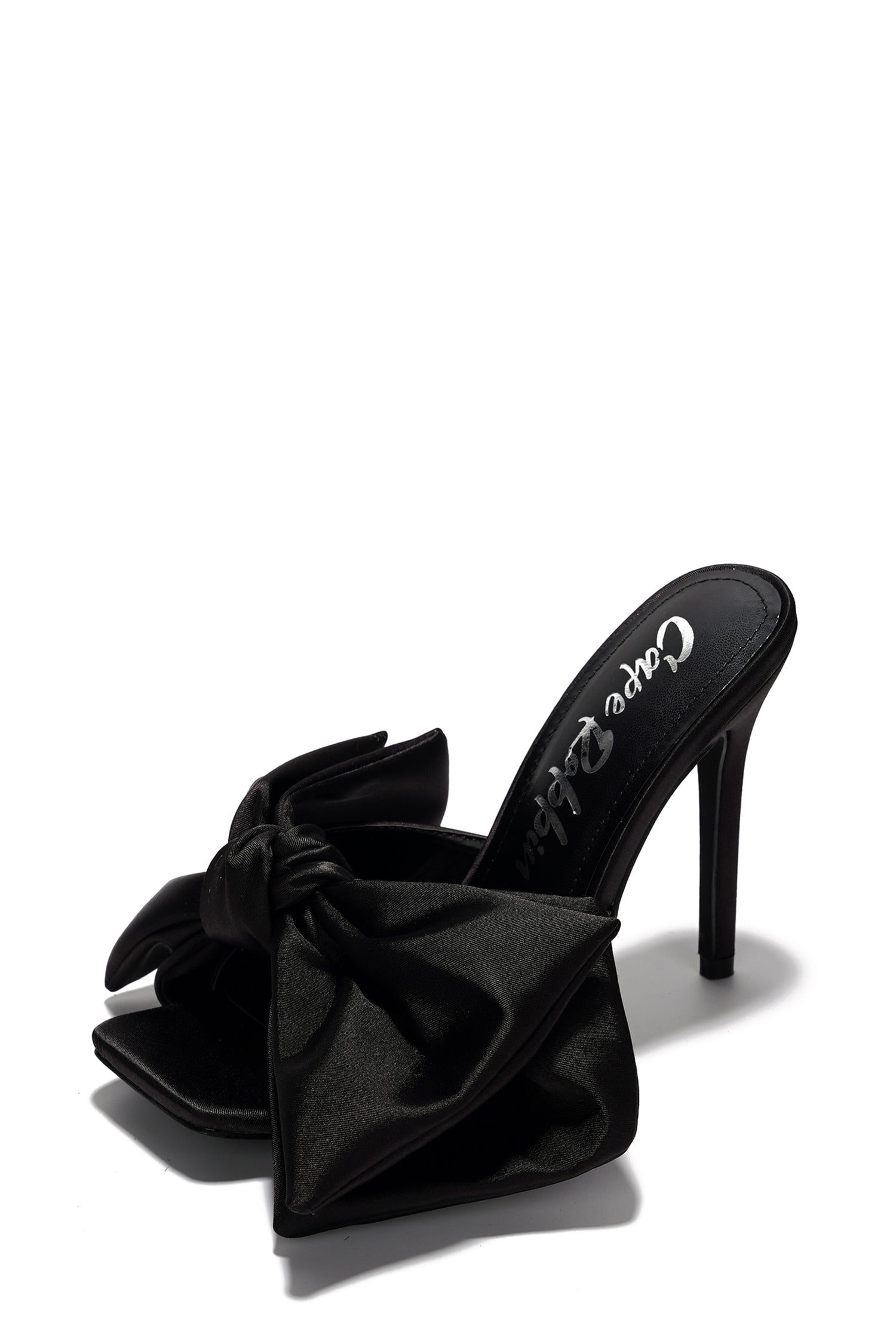 RHIANNA - BLACK - Cape Robbin